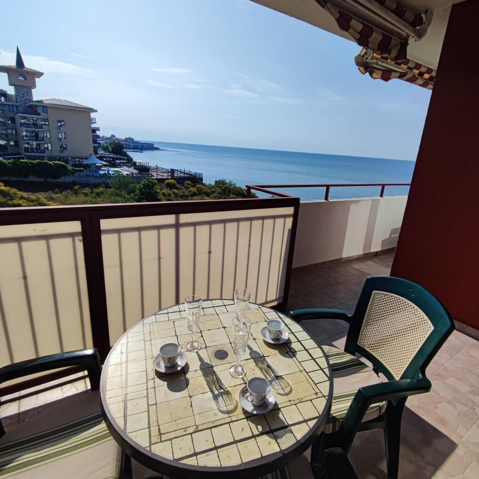 Panorama Marina Fort Beach - Premium Apartments Sea Viev Sveti Vlas Exterior foto