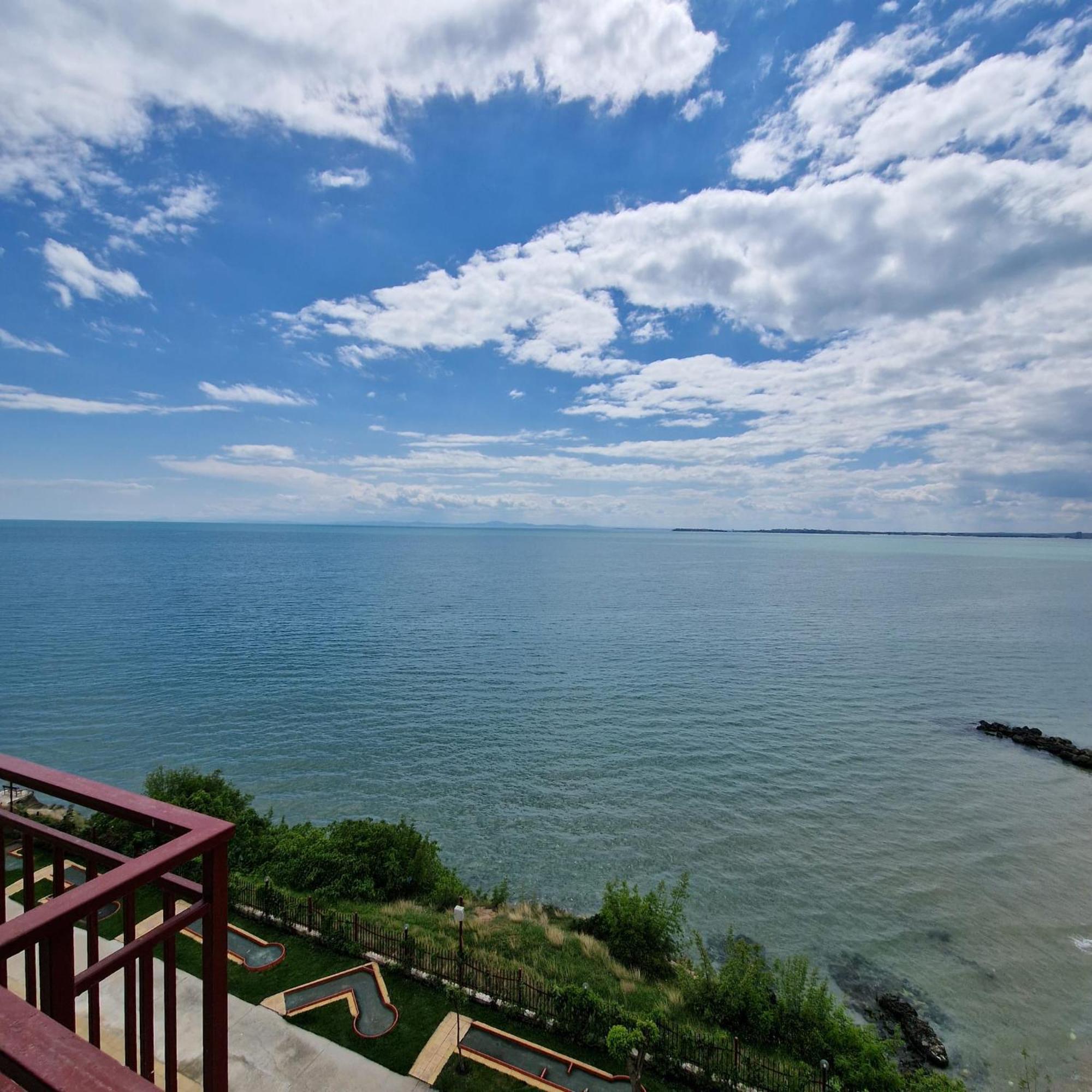 Panorama Marina Fort Beach - Premium Apartments Sea Viev Sveti Vlas Exterior foto